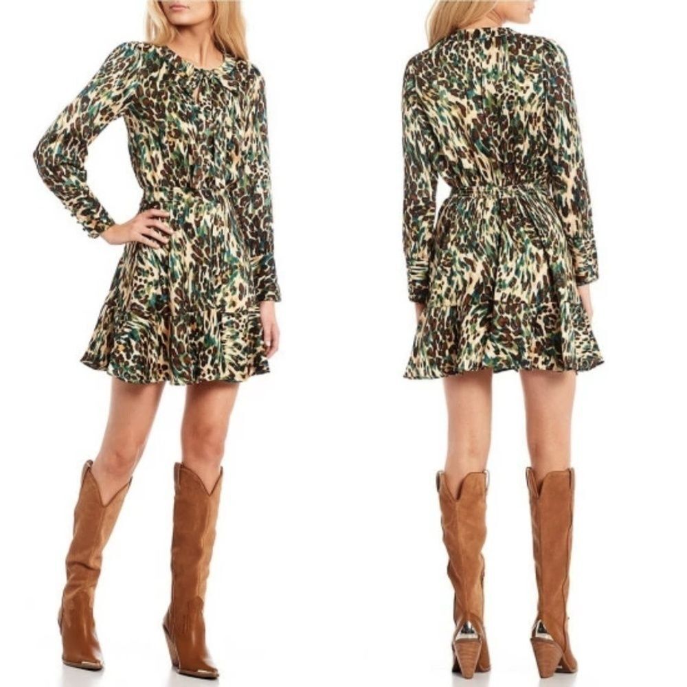 Jessica Simpson Davina Long Sleeve Mini Dress in Cheetah Ferns / Powder Puff NWT